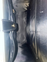Load image into Gallery viewer, Silverton Signature Backpack - Noir
